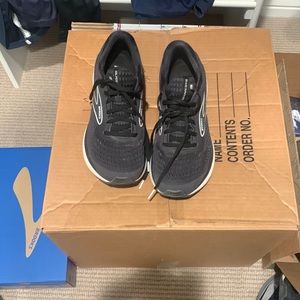 Brooks Glycerin 19 running shoes